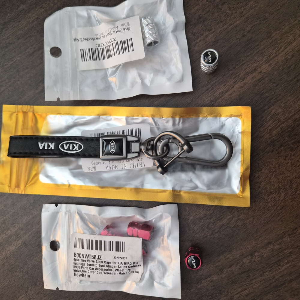 Kia Black Keychain with Tire Valve Cap Accessories